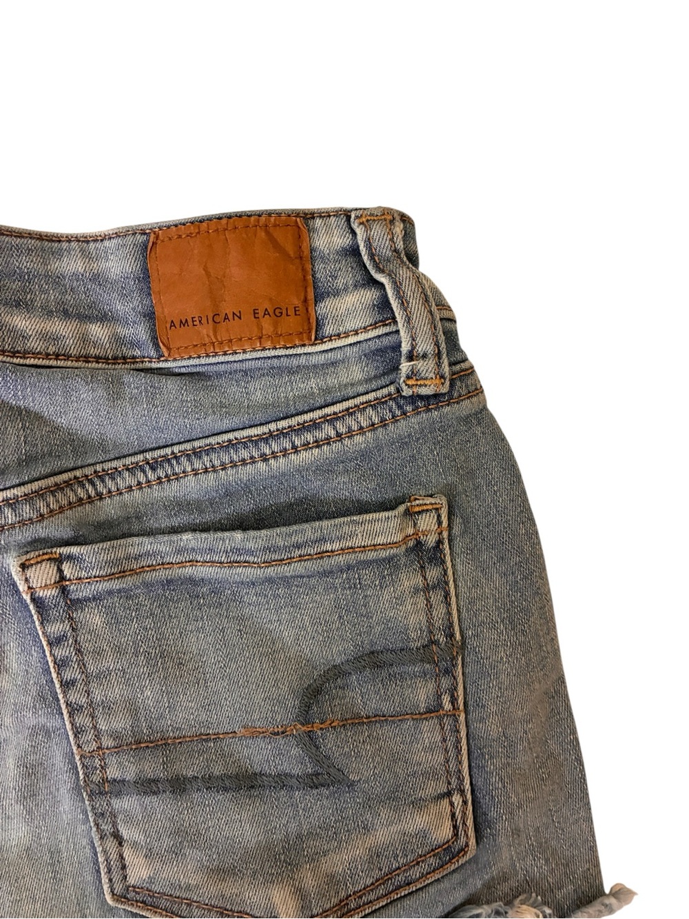 American Eagle | Distressed lightwash crochet detail denim shorts size 0 - Picture 8 of 11